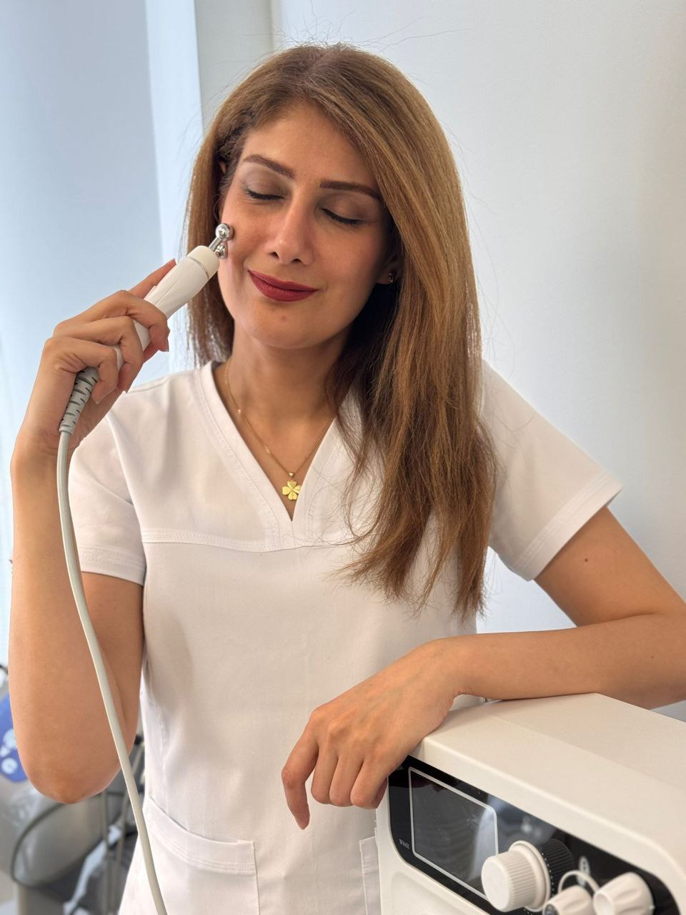 Naazyglow Beauty Services